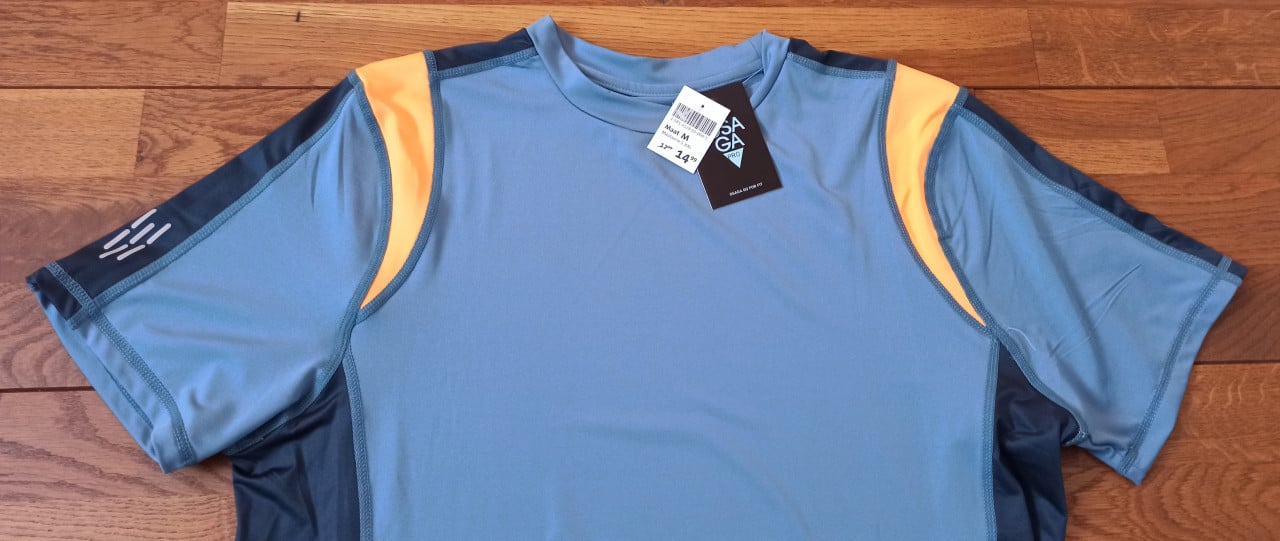 2 st. voor €10 - 2 x Nieuwe Osaga sport heren T-shirts