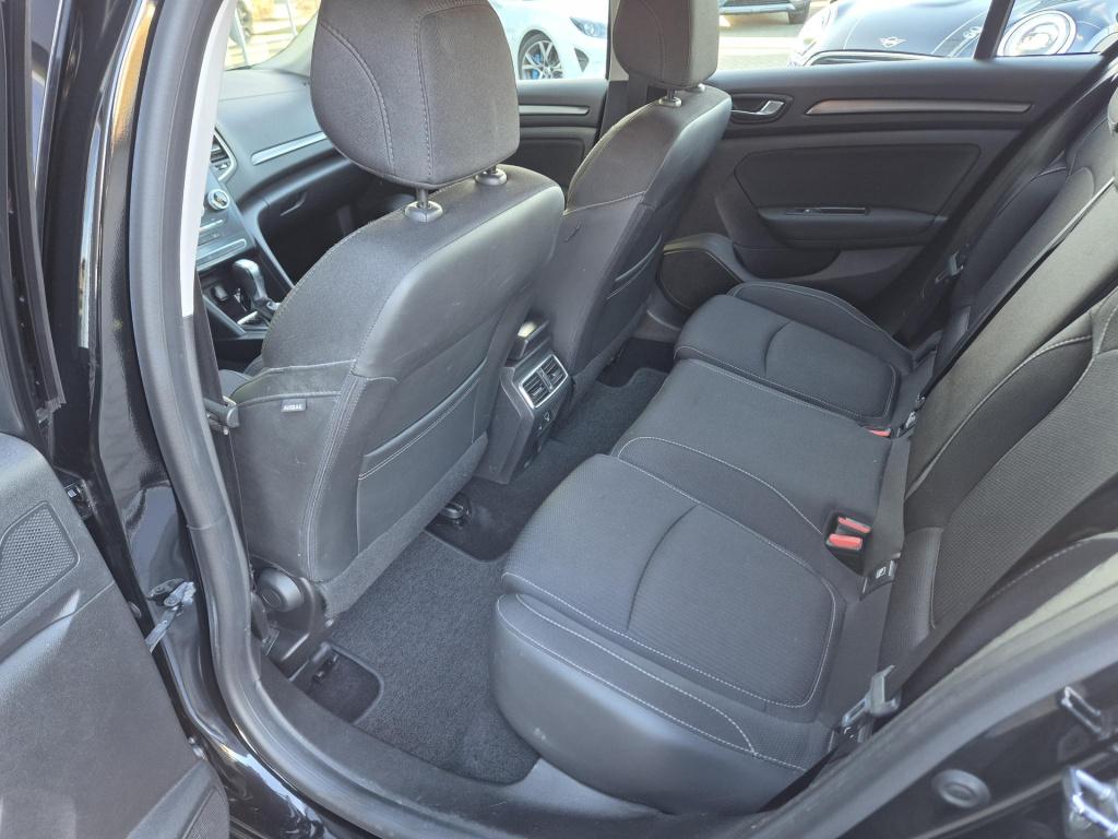 Renault Megane 1.3 tce 140 edc automaat business edt. trekhaak, all season 