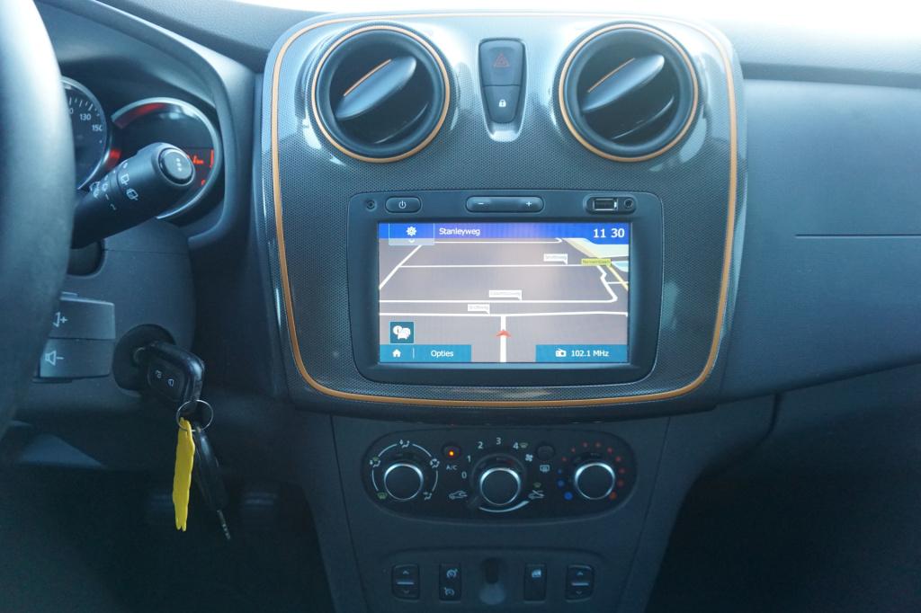 Dacia Logan mcv 0.9 tce stepway airco / navi / cruise / parkeersens. / trek