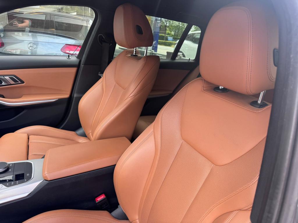 BMW 3-serie touring 320e business edition plus