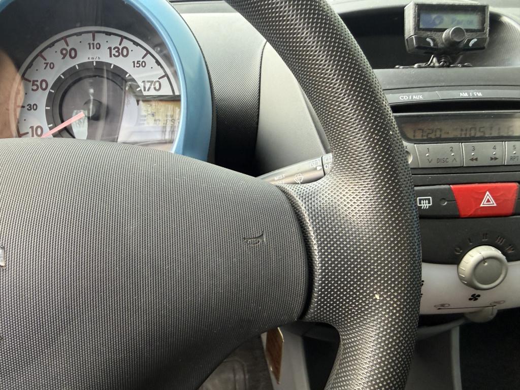 Peugeot 107 1.0-12v urban move airco 5-drs