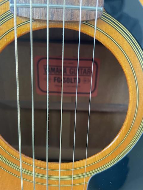 Yamaha Fg 30 LTD red label gitaar