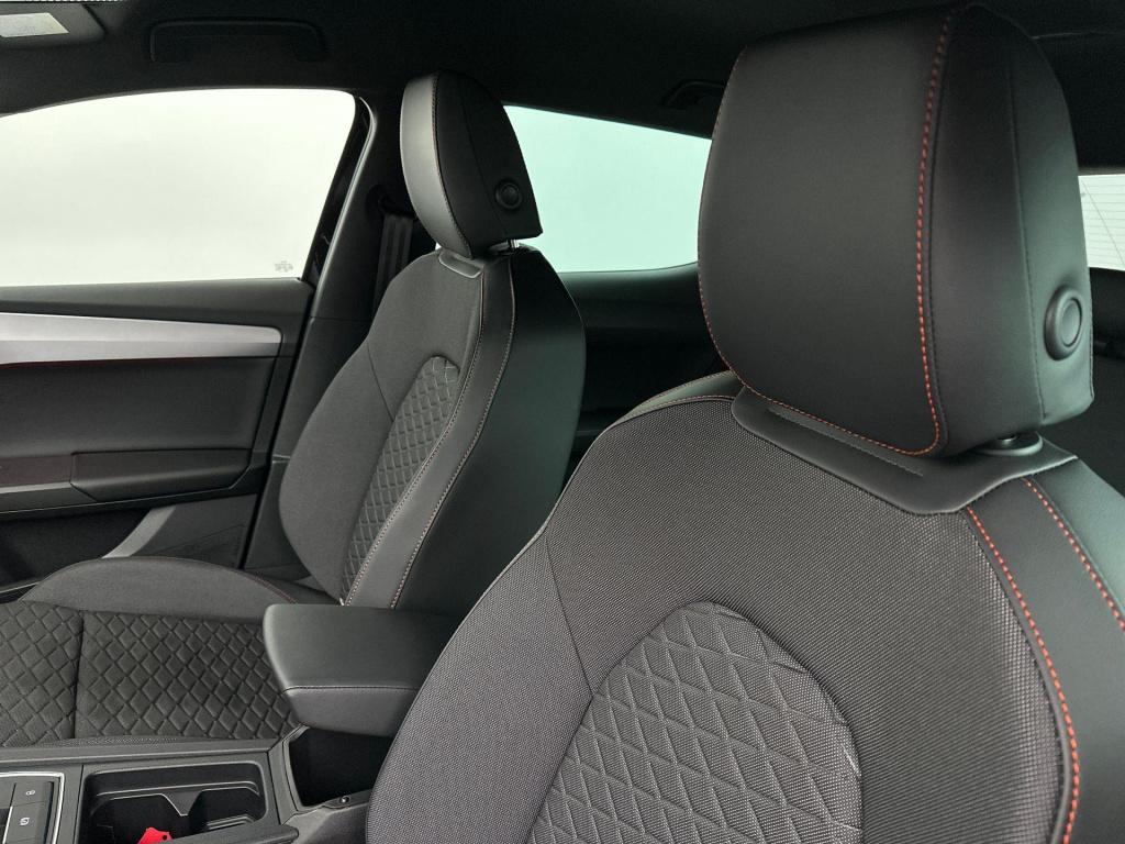 Seat Leon fr business 1.5 tsi ehybrid 204pk dsg