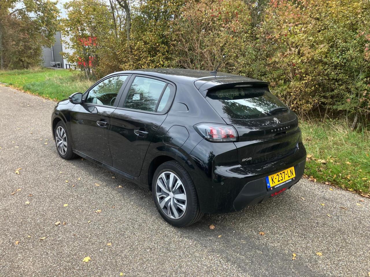Peugeot 208 1.2