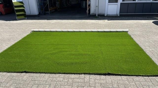 Sterk kunstgras 2,9 x 4,0 m - 38 mm sprieten