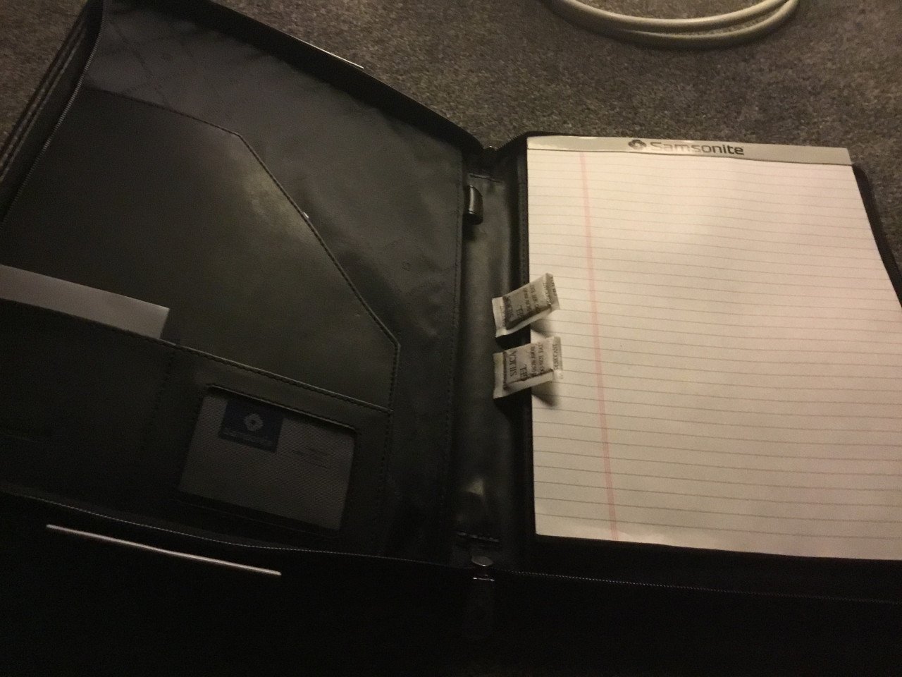 A lederen schrijfmap samsonite