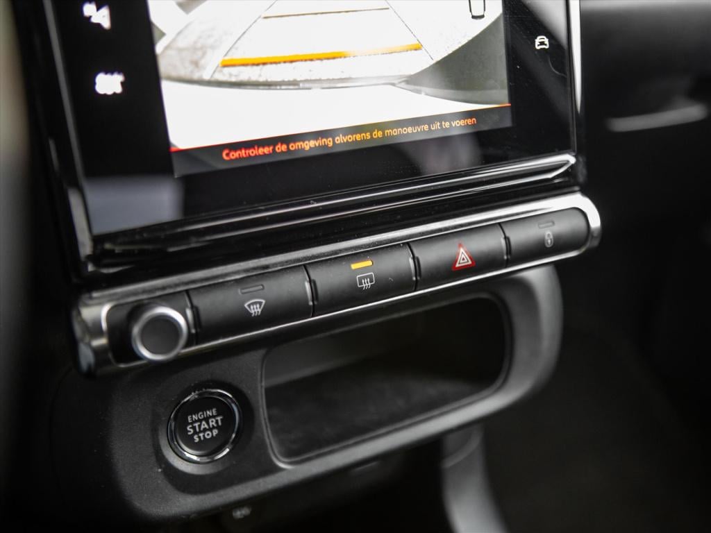 Citroen C3 1.2 puretech 83pk shine | navigatie | camera | park. sensoren | 