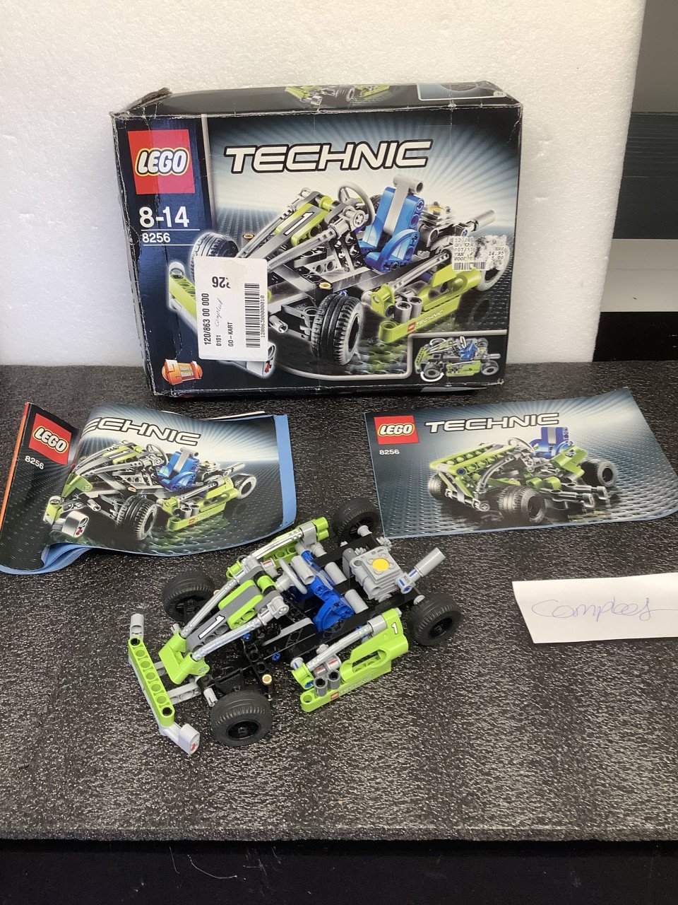 Lego technic 8256 Go kart. Helemaal compleet in doos met twee boekjes