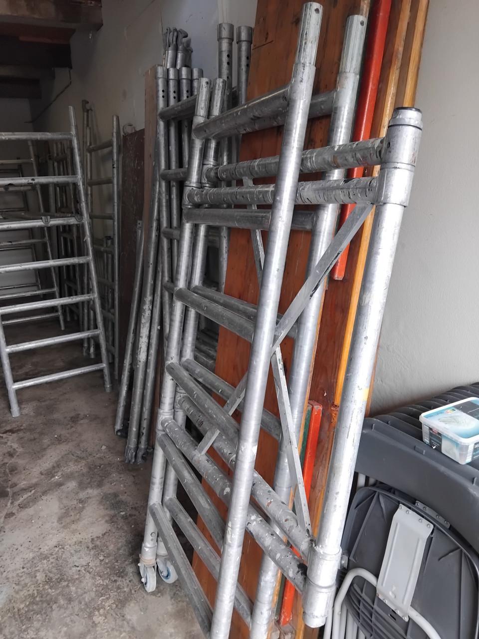 Te huur rolsteigers