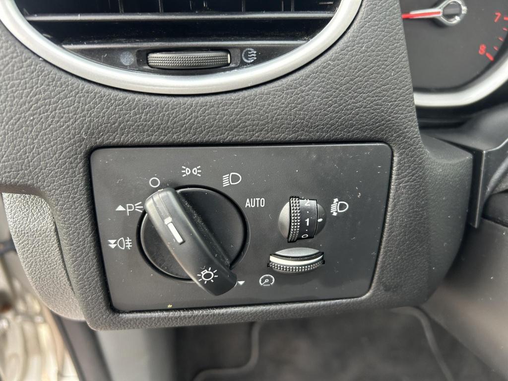 Ford Focus coupé-cabriolet 1.6 cool & sound