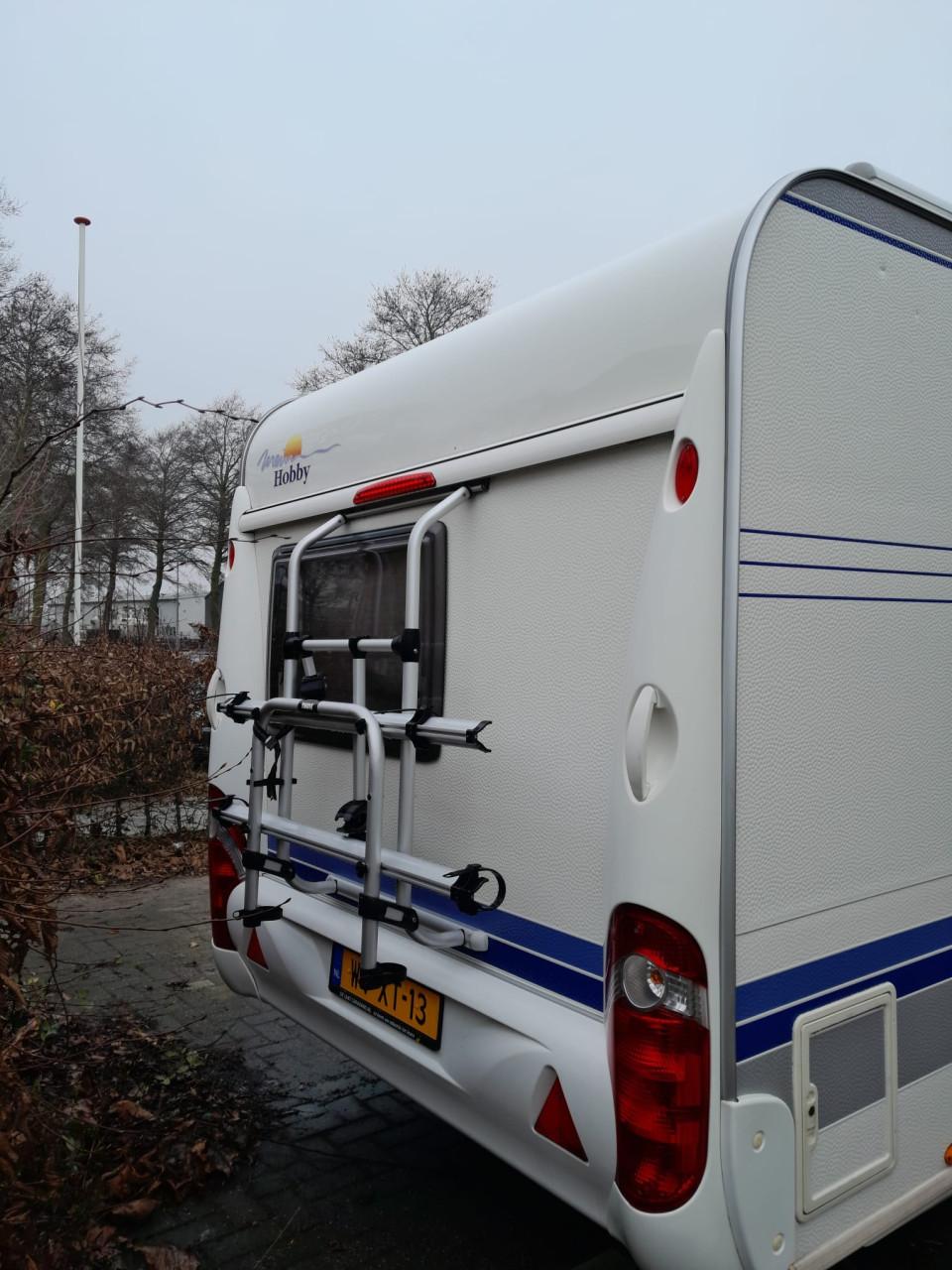 Prachtige caravan: Hobby 400SF de luxe