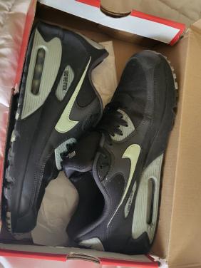 Nike air max