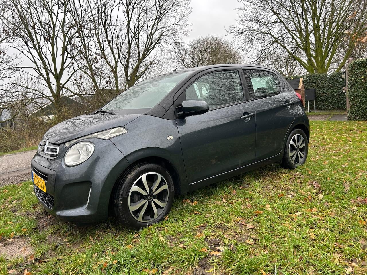 Citroën C1 1.0, 5-DRS, 2015 incl. set winterbanden/wielen