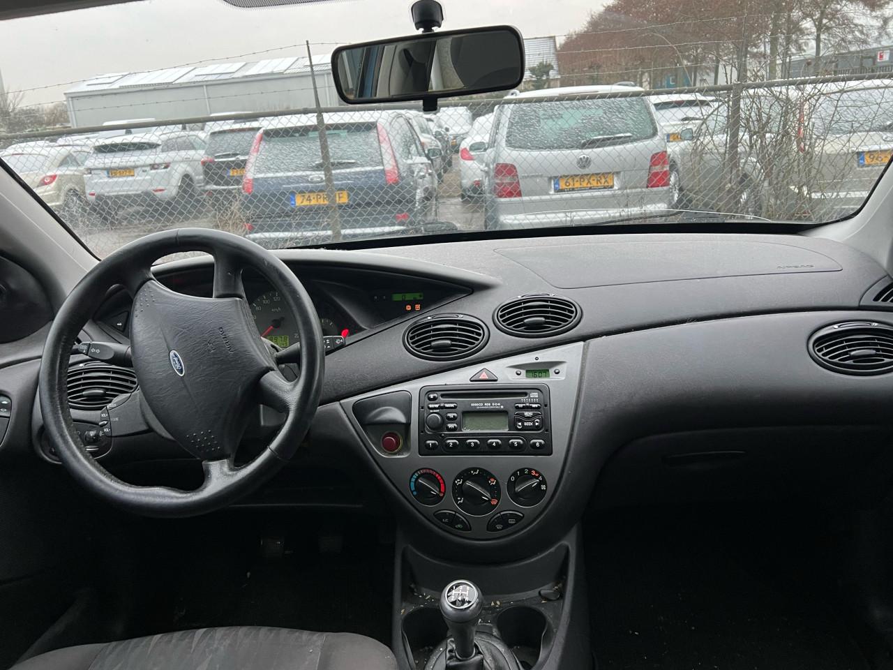 Ford Focus Wagon 1.8-16V Trend Vol Jaar Apk