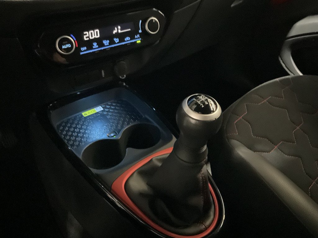 Toyota Aygo x 1.0 vvt-i mt envy | clima | navi | jbl | camera