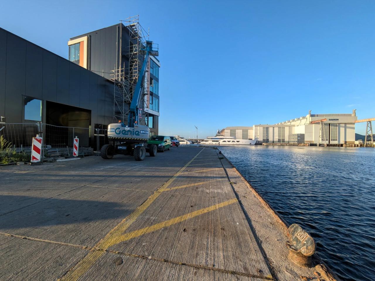 Te huur: nieuwe kantoorruimte (20m²+) aan het water Visserijkade Vlissingen