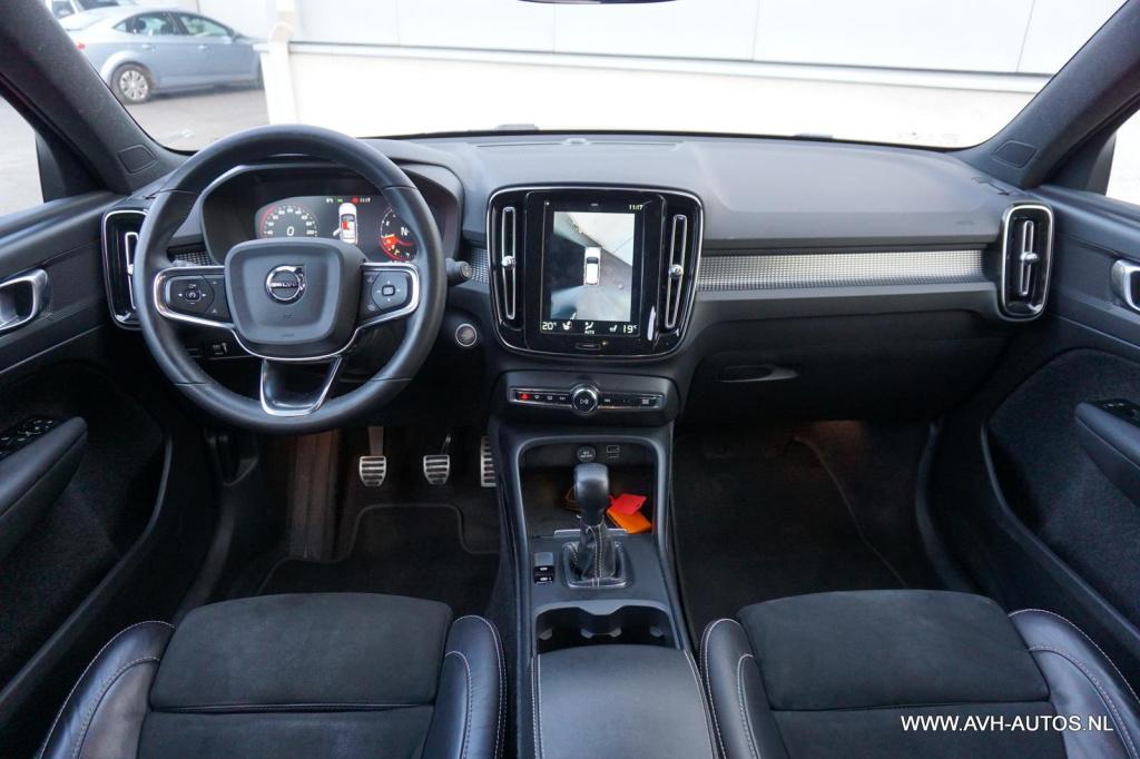 Volvo XC40 1.5 t2 r-design