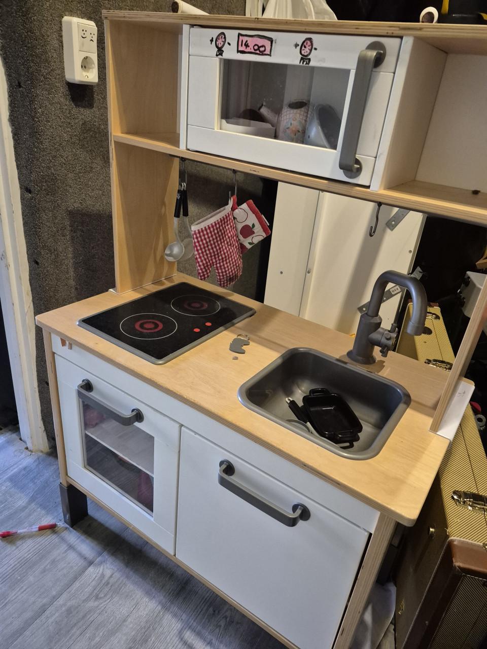 Ikea speelkeuken incl. accesoires