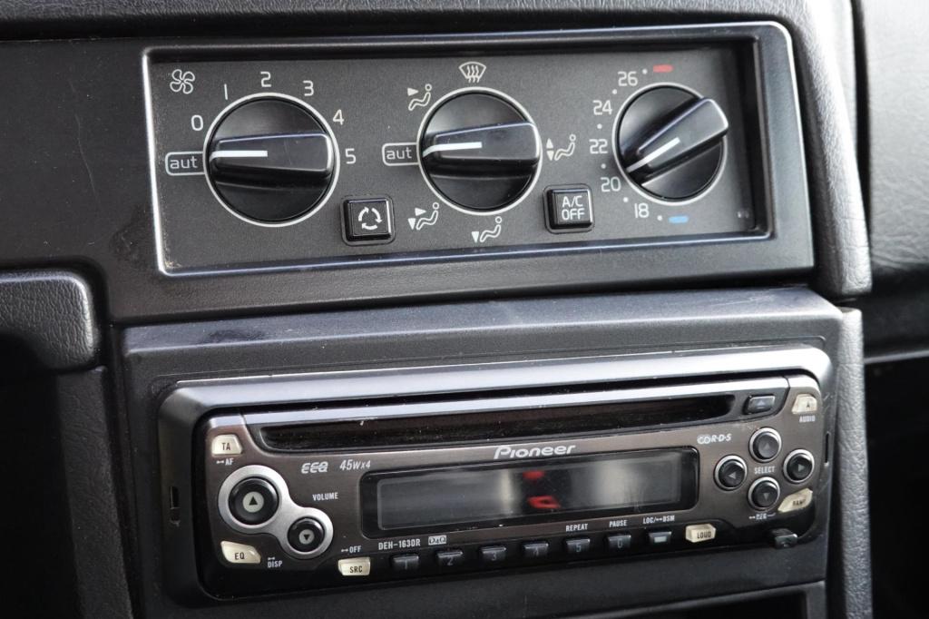 Volvo 940 2.3i gl royal class