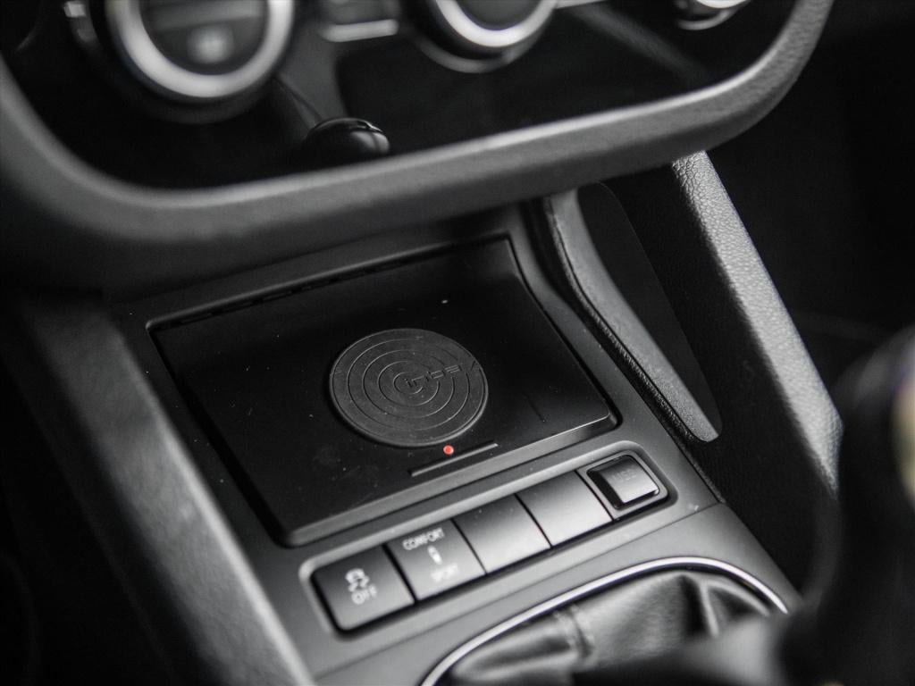 Volkswagen Scirocco 2.0 tsi 265 pk r | kuipstoel | dyna-audio | panoramadak