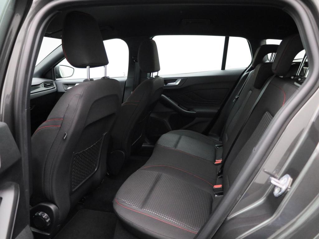 Ford Focus wagon 1.0 ecoboost hybrid st line x business winter pack - clima
