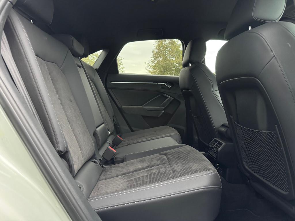 Audi Q3 sportback 45 tfsi quattro s-line * keyless * matrix led * adaptive 