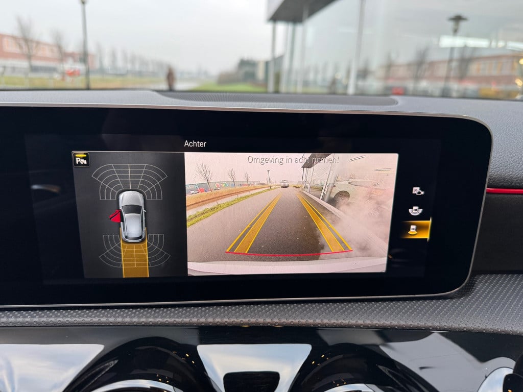 Mercedes-Benz A-Klasse 180 business solution amg night -pakket automaat , p