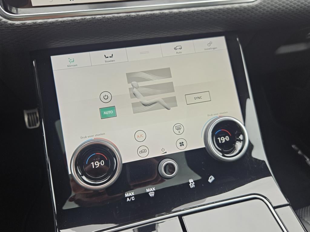 Land Rover Range Rover Velar 3.0 v6 awd r-dynamic se | pano | stoelkoeling/