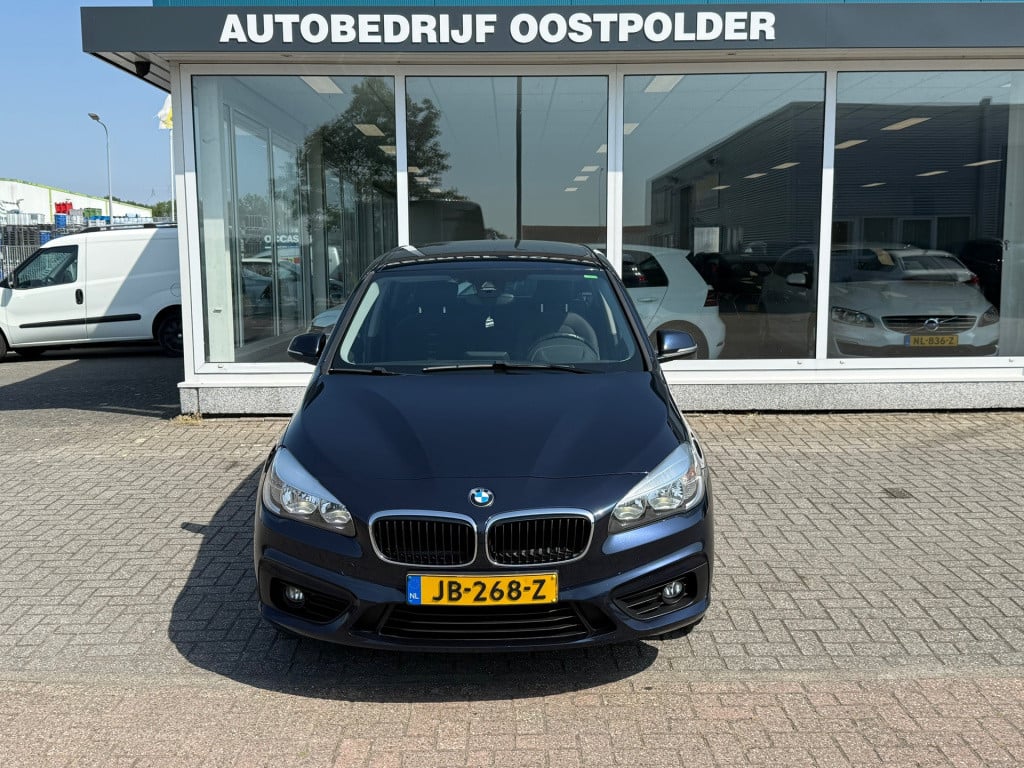 BMW 2-serie active tourer 218i essential