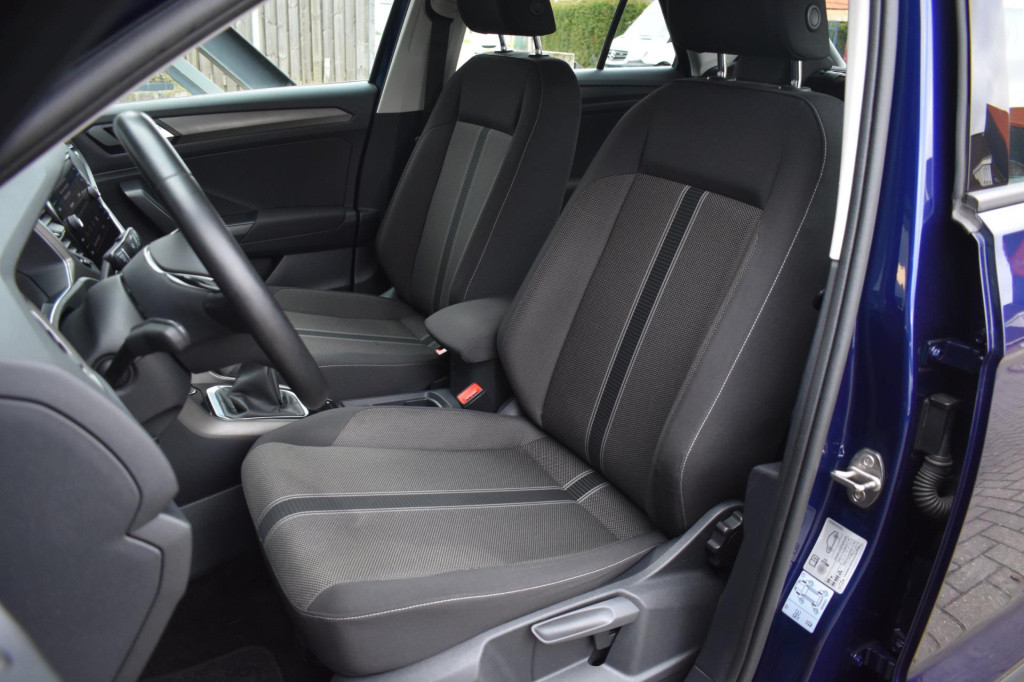 Volkswagen T-roc 1.0 tsi style | apple carplay | navigatie | adaptieve crui