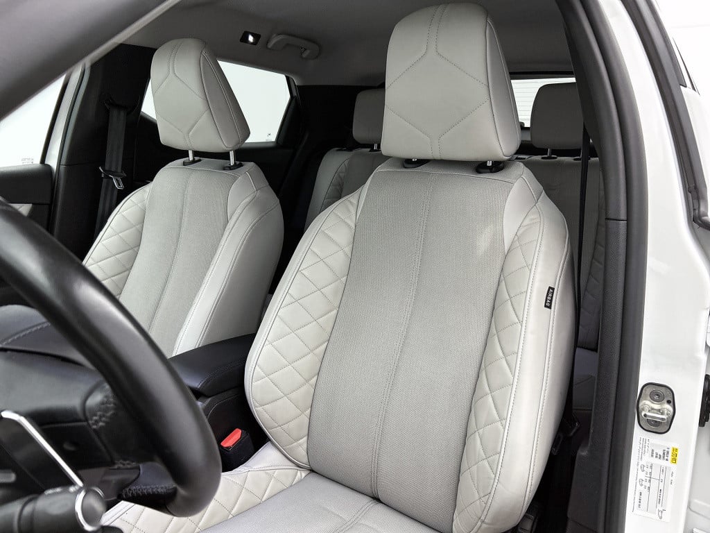 Ds Ds 3 crossback 130pk automaat rivoli | matrix led | navigatie | stoelver