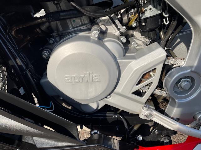 APRILIA RS4 50 SCHAKELBROMMER