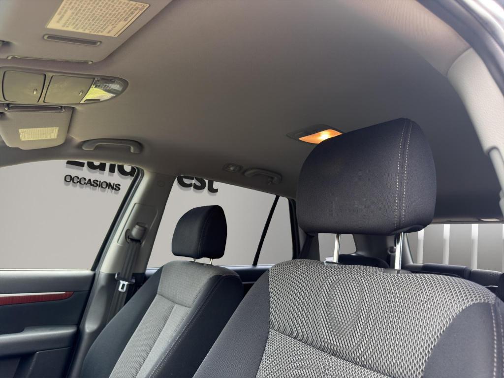 Hyundai Santa Fe 2.7i v6 active 7p 7 persoons airco cruise