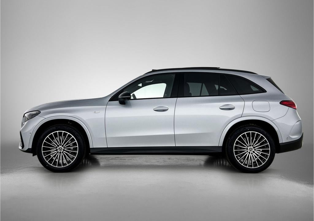 Mercedes-Benz Glc 300e 4matic sport edition | trekhaak | panoramadak | dode