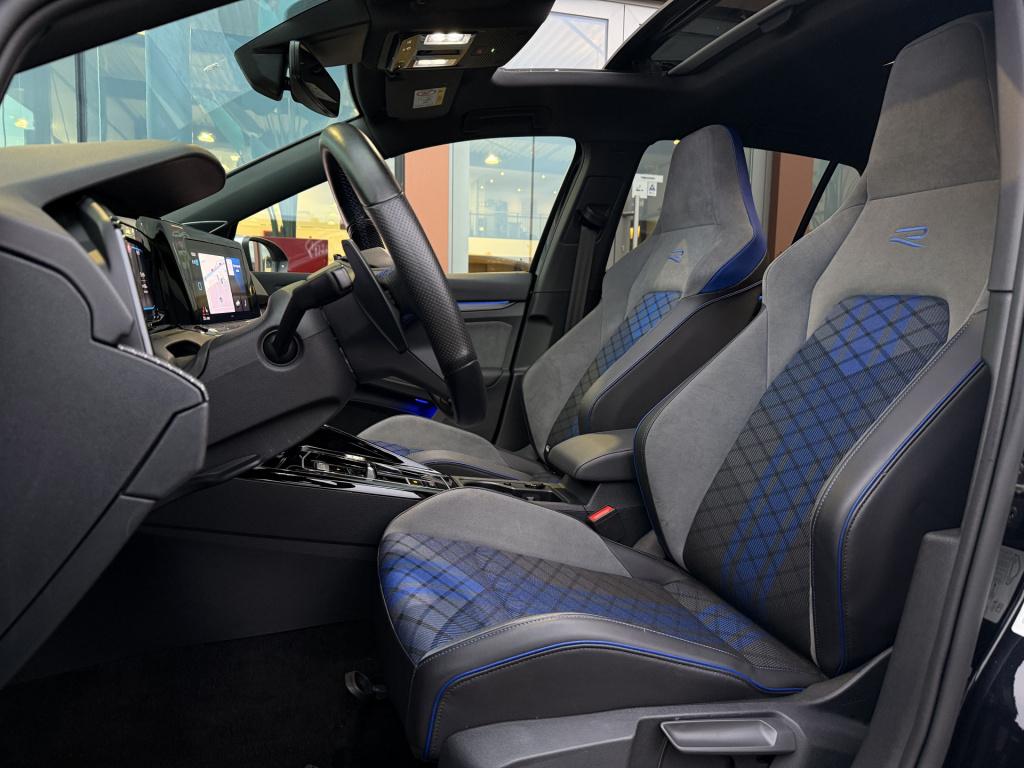 Volkswagen Golf 2.0 tsi r 4motion | pano | harman / kardon | stage 1+ 380pk