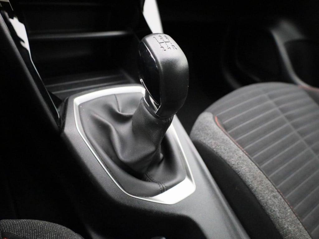 Peugeot 208 1.2 puretech active | apple carplay/android auto | airco | navi