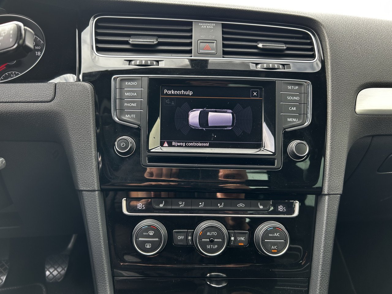 Volkswagen Golf 7 1.2 TSI/R-LINE/APK/CRUISE CONTR/ISO-FIX/