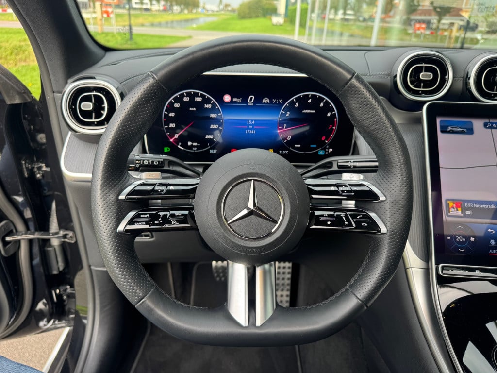Mercedes-Benz Glc 200 4matic amg line automaat , elektrische trekhaak panor