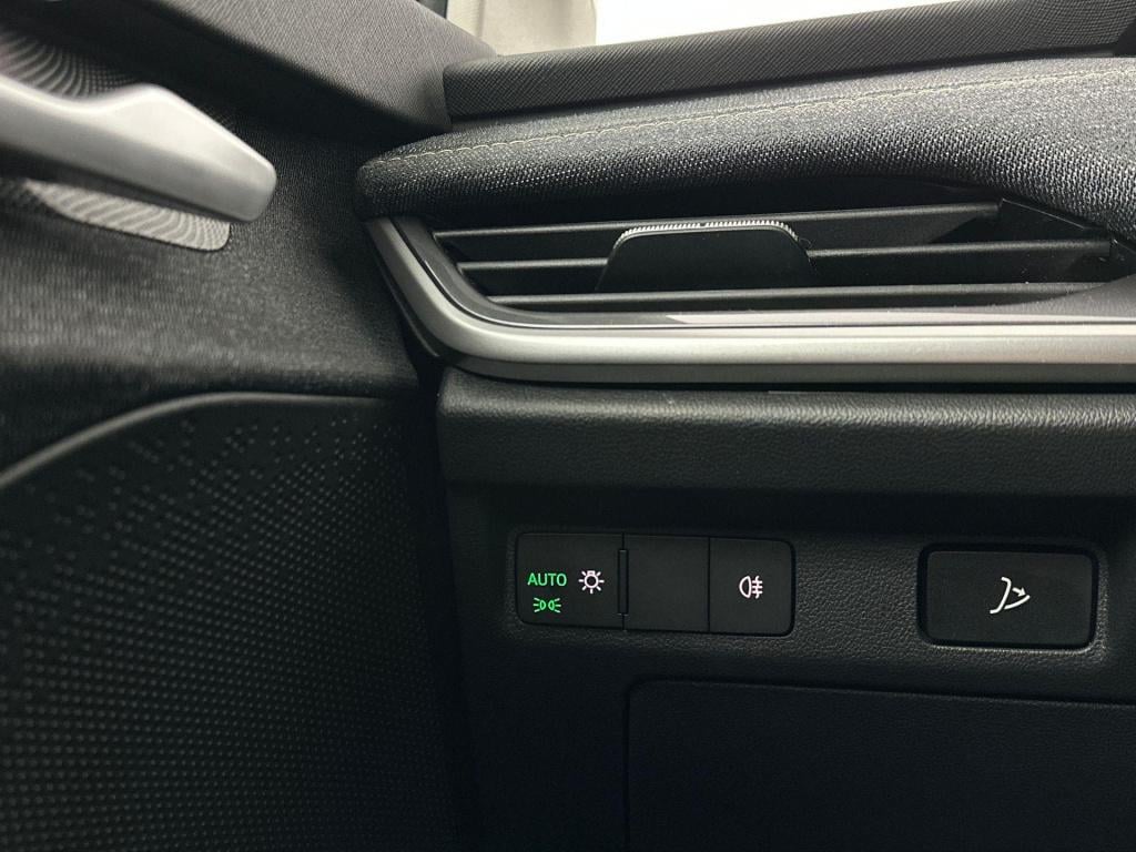 Skoda Elroq business edition tour elektromotor 150 kw / 204 pk