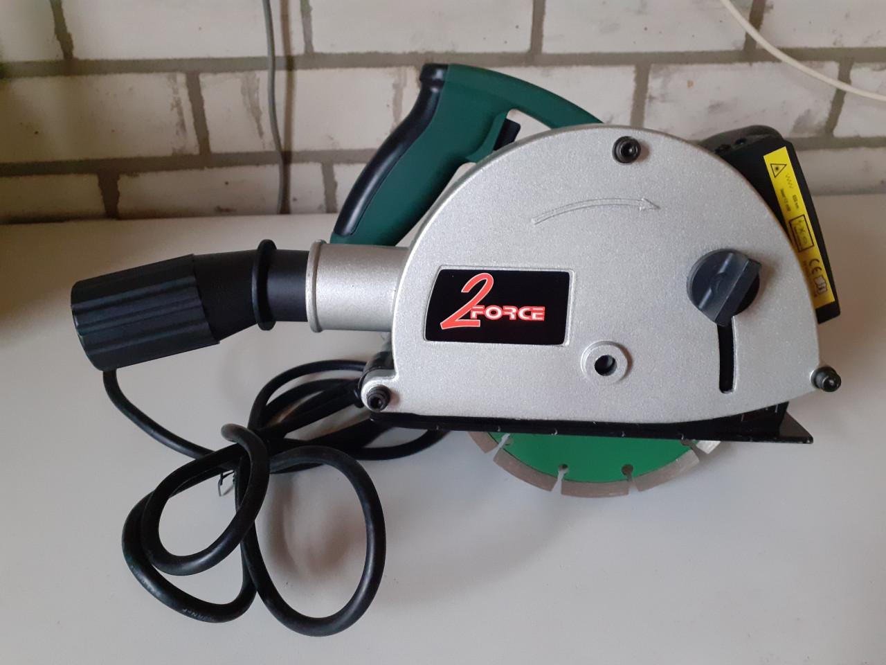 NIEUWE Muurfrees in koffer 2-force