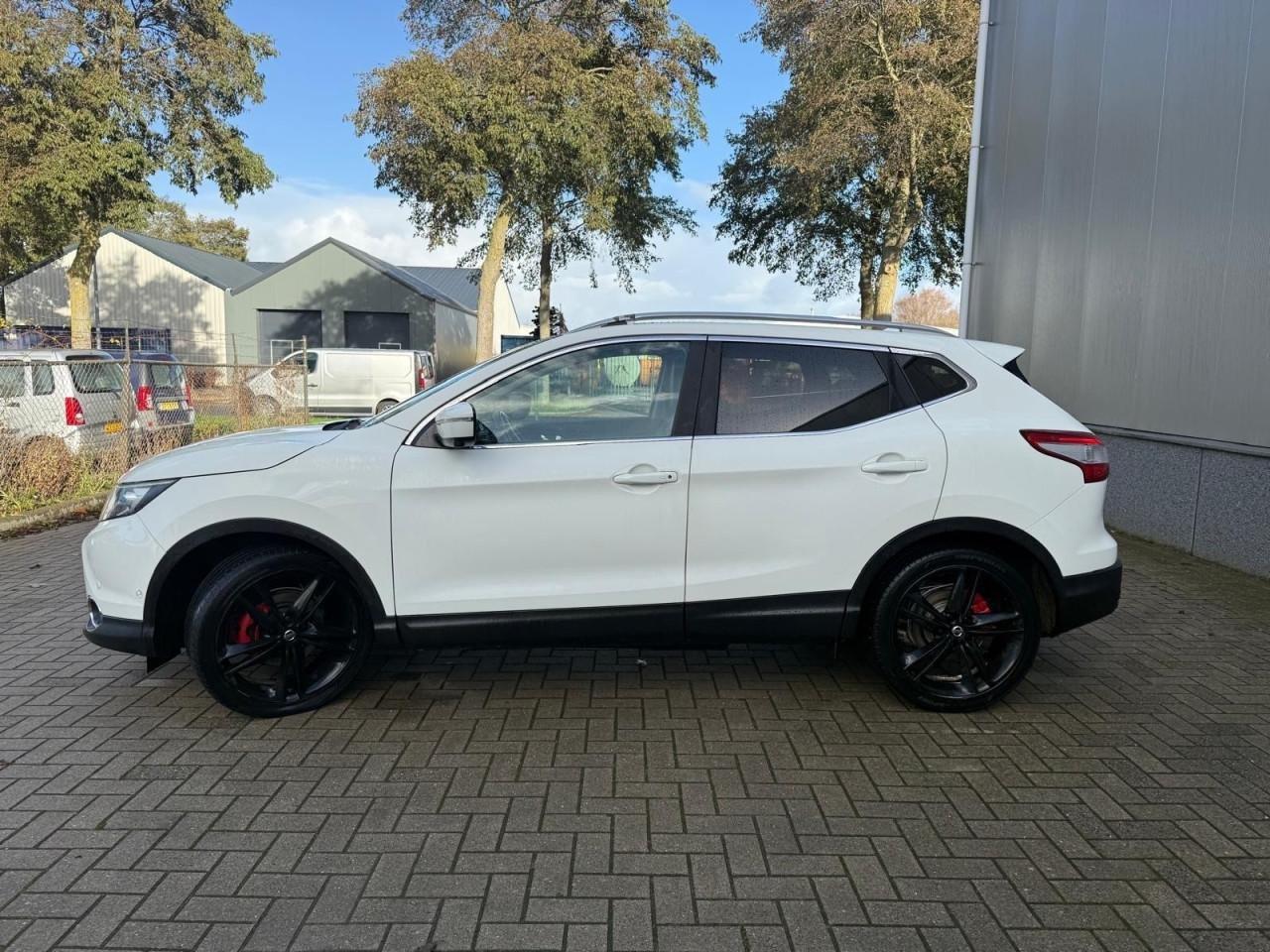 Nissan Qashqai 1.2 Tekna Pano/Camera/