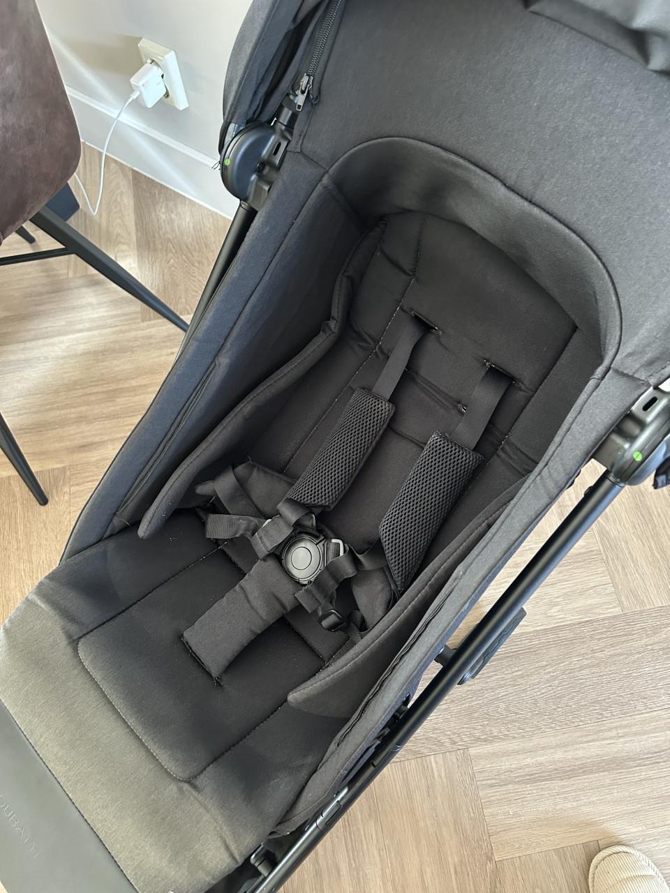 Dubatti Smart Buggy Zwart