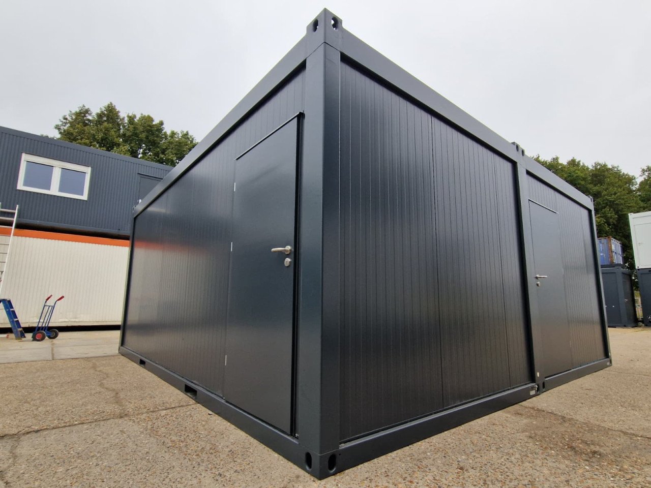 6x6m kantoorunit / woonunit / schaftkeet / bouwkeet nieuw!