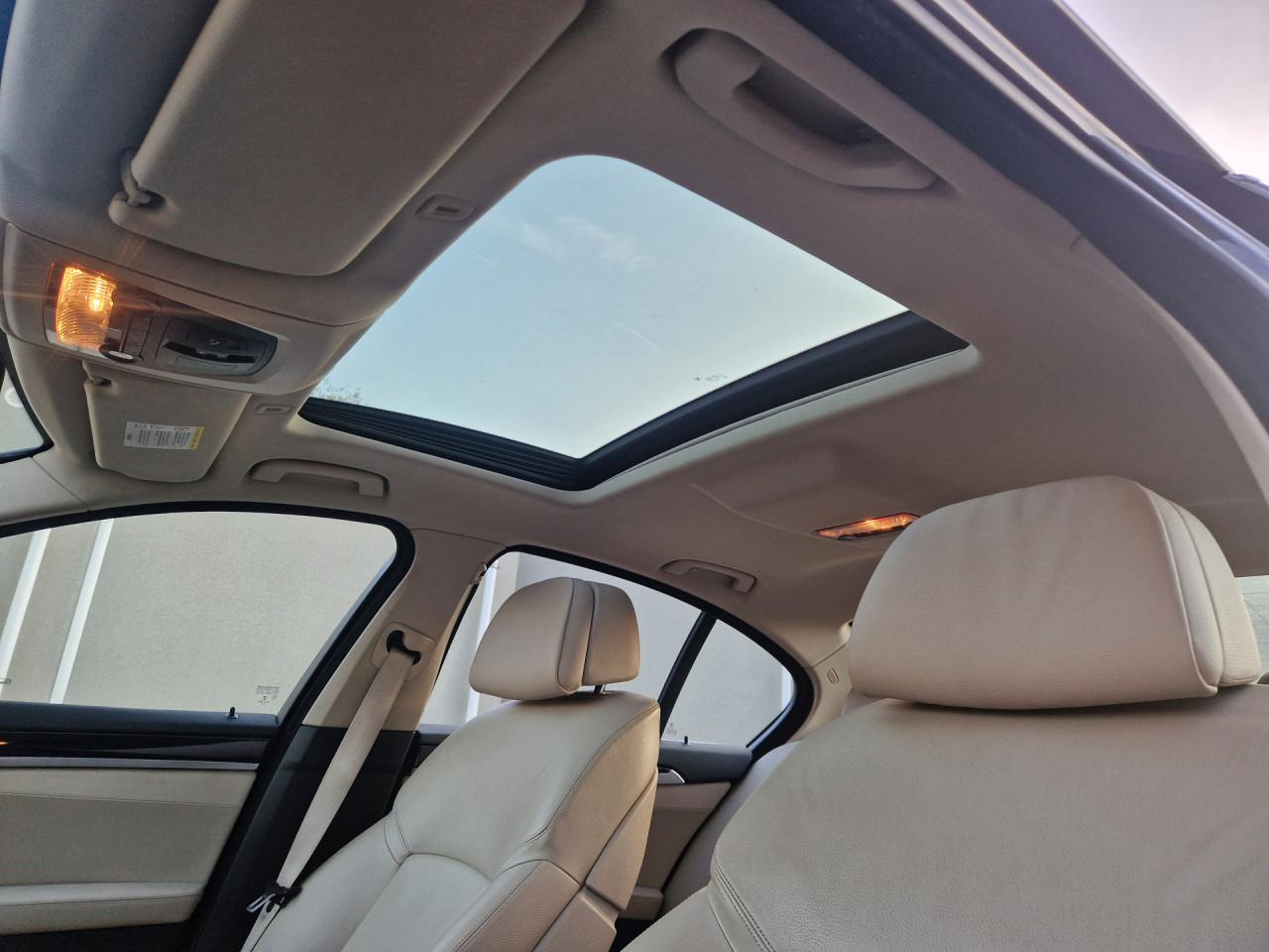 BMW 5-serie 528i High Executive