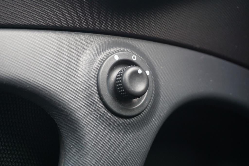 Smart Forfour 1.0 passion airco / cruise / elektr. ramen / camera / lm velg