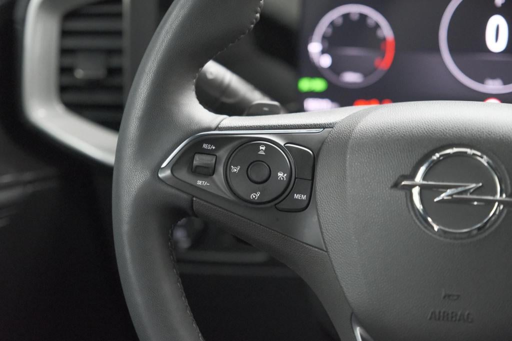 Opel Mokka 1.2 turbo 130 ultimate | camera | dodehoekdetectie | massage | a