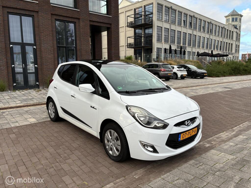 Hyundai ix20 1.4i i-Drive Panorama Dak km149.108 Nap BJ2011