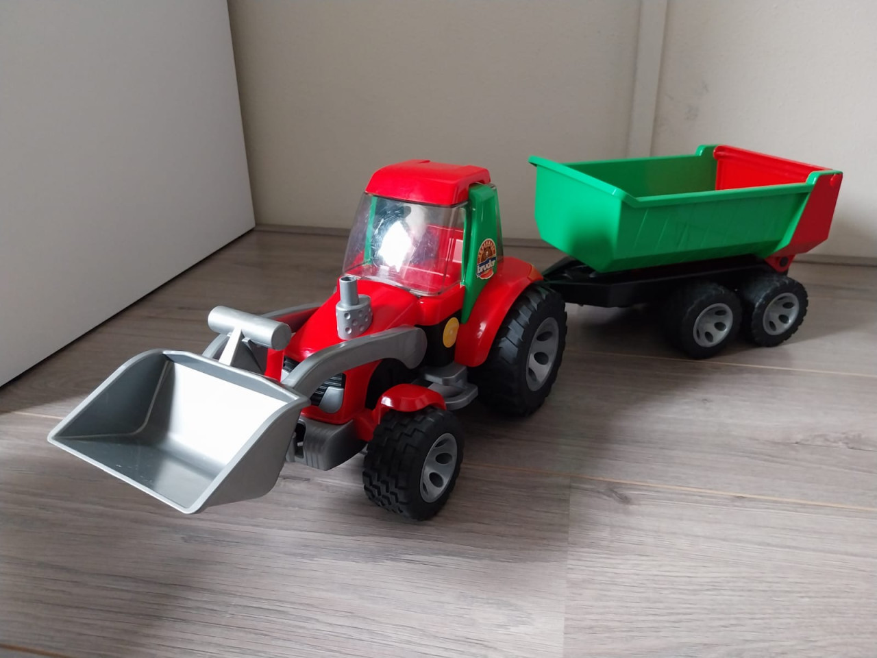 Speelgoed Bruder roadmax tractor met kiepkar