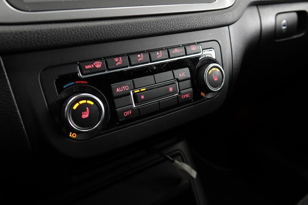 Volkswagen Tiguan 1.4 tsi r-line ed | stoelverw. | carplay | pdc |