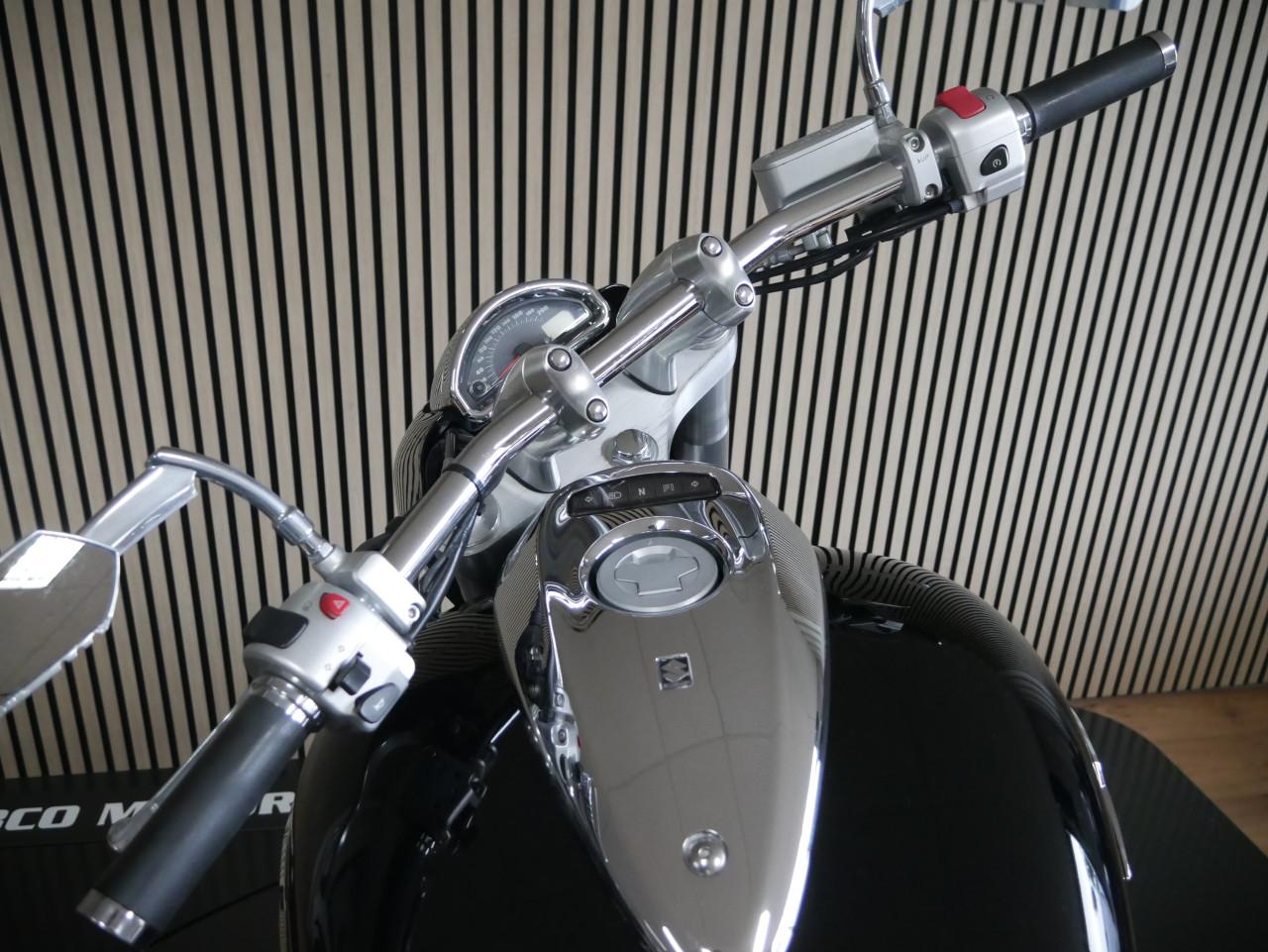 SUZUKI M 1500 INTRUDER